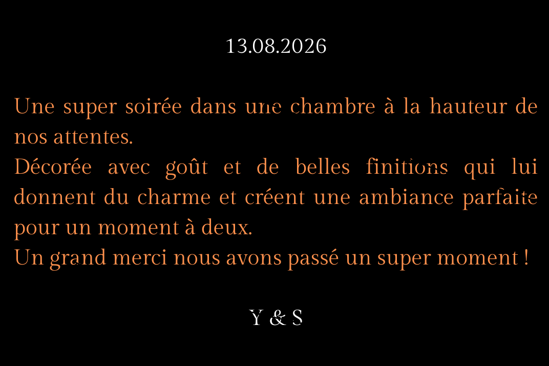 “Nous sommes tombés sous le charme de la Sexy Suite. Le soucis du détail est à son comble ! Pour notre première expérience dans une love room, on s’est dit ça va être dur de mettre la barre plus (1)