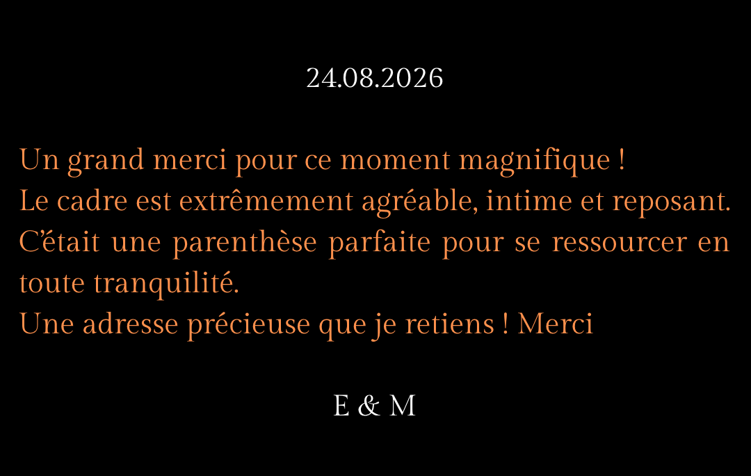 “Nous sommes tombés sous le charme de la Sexy Suite. Le soucis du détail est à son comble ! Pour notre première expérience dans une love room, on s’est dit ça va être dur de mettre la barre plus (3)